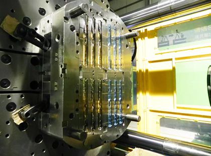 Литье под давлением в два этапа