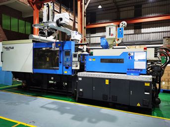 2K пластиковая машина для литья под давлением